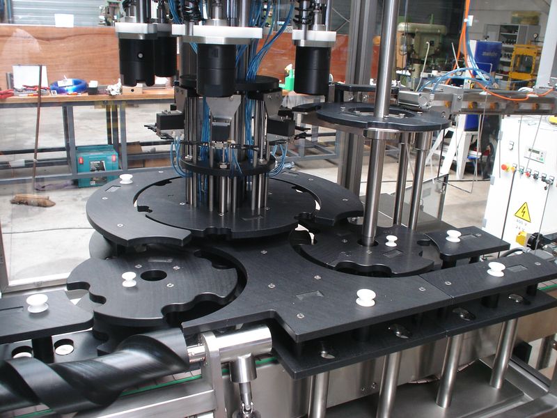 Vul- en sluitmachines – foto 3 van 6